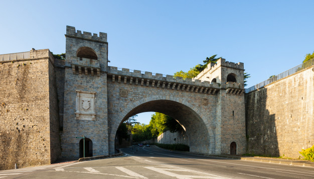 img-1